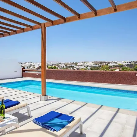Playa Blanca Sleeps 6 Air Con Wifi Villa Playa Blanca (Lanzarote)